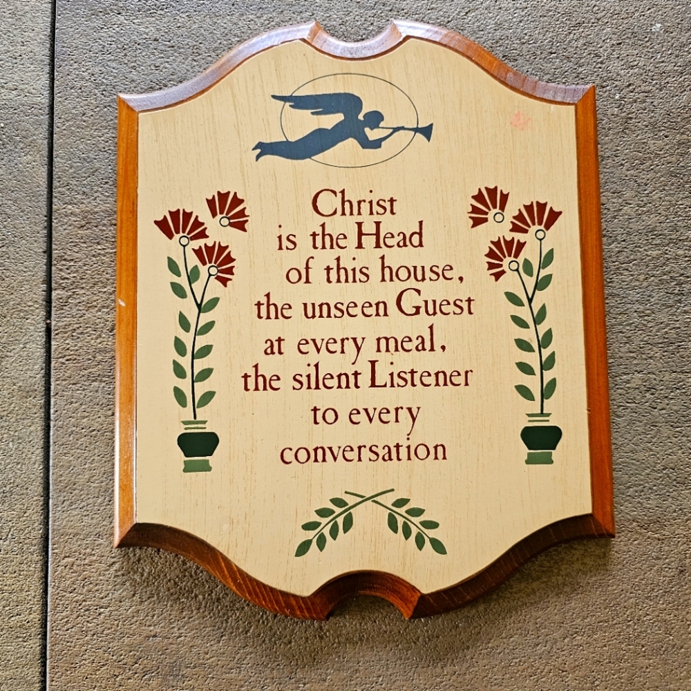 Vintage Wooden Wall Plaque - CHRIST IS THE HEAD - Picture 2 of 5